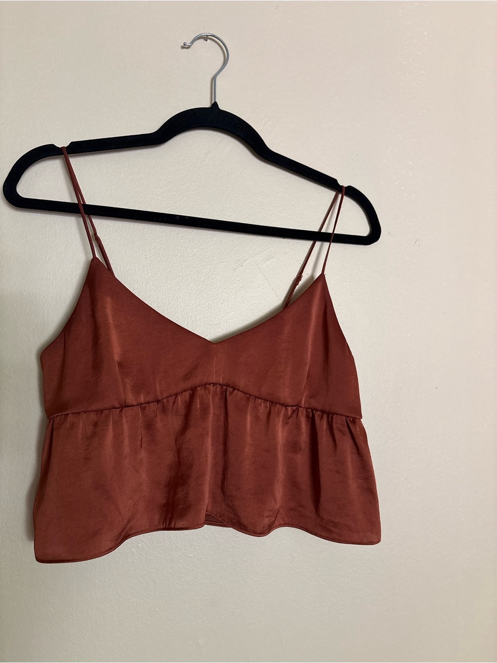 Wilfred Aritzia Satin Lover Cropped Cami Top Brown XS - Picture 5 of 13